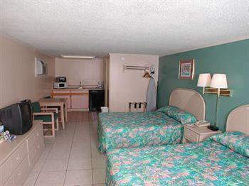 The Driftwood Hotel 2*