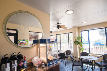 Hotel The Driftwood 2*